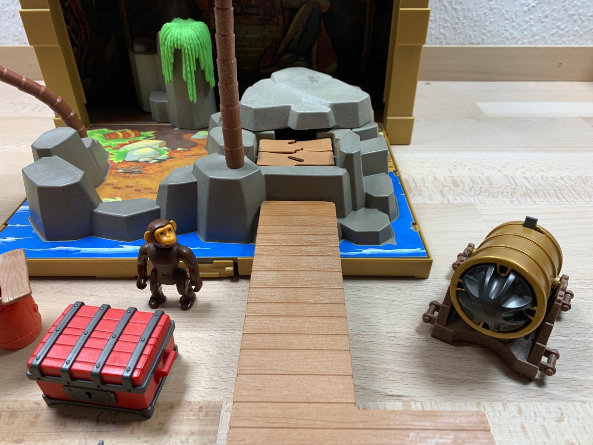 Playmobil 海賊の宝箱 4432 PLAYMOBIL® 4432 Pirate Treasure Chest : Amazon.com.au: Toys