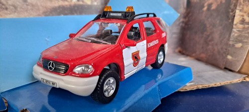 1/43 Cararama Mercedes-Benz W163 ML430 Bomberos MADRID FIRE - Picture 2 of 3