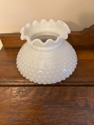 Vintage Collectible Glass White Lamp Globe Shade - Picture 1 of 3