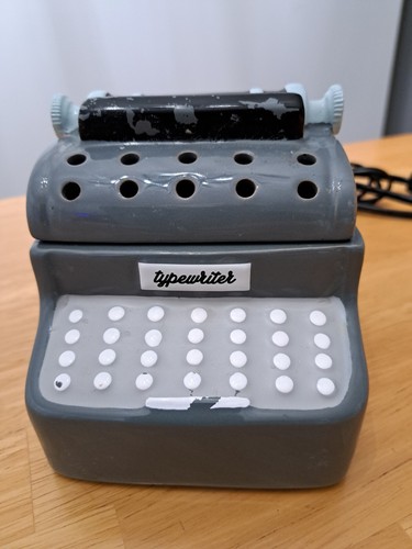 Scentsy 2016 Qwerty Typewriter Grey Electric Wax Warmer Retired No Box - Picture 1 of 11