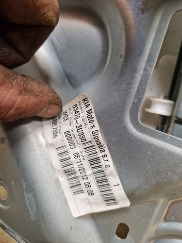 KIA SPORTAGE MK3 FENSTERHEBER BEIFAHRERSEITE HINTEN 2011-2015  - Bild 8 von 18