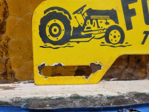 VINTAGE FORDSON PORCELAIN SIGN GAS TRACTOR TAG TOPPER FARM MACHINE DEALER GARAGE - Picture 15 of 20