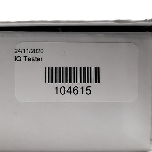 OnRobot 104615 Gripper Computer Digital I/O Tester, 8x Inputs, 8x Outputs - Picture 2 of 5