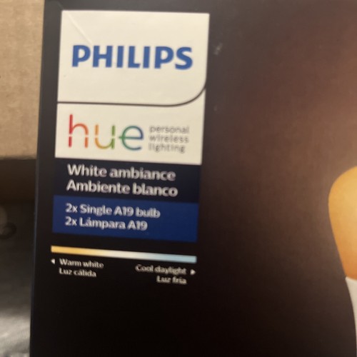 Philips Hue Personal Wireless Lighting 2 Bulb 800 Lumens New - Picture 2 of 4