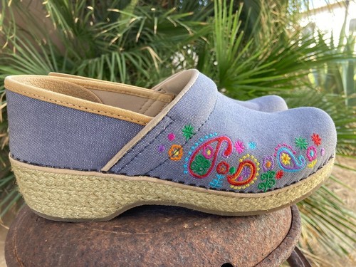 Dansko Floral Embroidered DANILO Clog Blue Canvas Denim Shoes Womens' Sz 38 - Picture 4 of 10