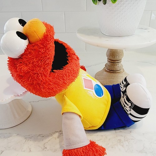Sesame Street ELMO Plush Rockin' Shapes & Colors Talking Singing Doll - VIDEO - Picture 3 of 9