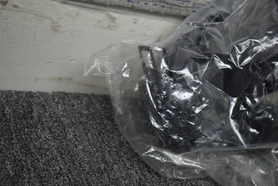 2013-2017 BUICK ENCORE ТОПЛИВА КАРМАН ЗАВОДСКОЙ OEM - Изображение 2 из 4