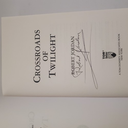 Crossroads of Twilight HC/DJ / 1st Print / 1st Edition / Signed - Good Condition - Picture 4 of 5