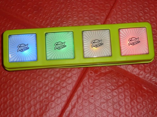 Hasbro Simon Flash Simon Says Memory Lights Electronic Game  - Picture 3 of 3