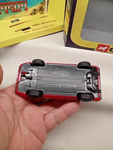 Stunning Vintage Corgi 1977 Magnum PI Ferrari 308 GTS - Picture 12 of 15