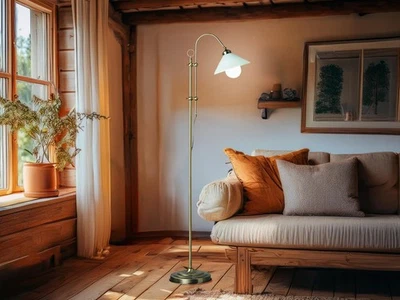 Höhenverstellbare LED Stehlampe Landhausstil - kleine Bogenlampe fürs Wohnzimmer - Bild 1 von 4
