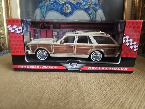 Motormax scala 1:24 pressofuso 1949 Ford Woody station wagon con scatola - Foto 9 di 24