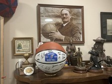 2025-2026 KANSAS JAYHAWKS TEAM SIGNED AUTOGRAPH BASKETBALL AUTHENTIC Paperweight