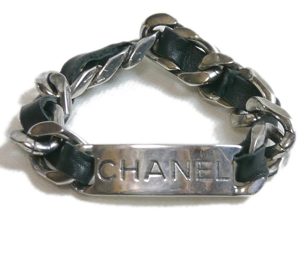 CHANEL ブラックレザー バングル CHANEL Black Leather Fashion Bracelets for sale | eBay