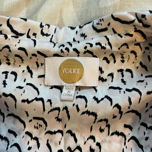 Yolke silk animal print pajama set women’s large - Picture 2 of 12