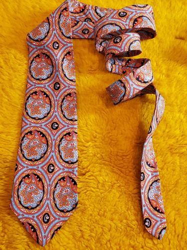 CRAVATTA UOMO VINTAGE ANNI 70 FUNKY MOD ~ PIERRE CARDIN ~ BLU E ARANCIONE ~ 57" - Foto 2 di 3