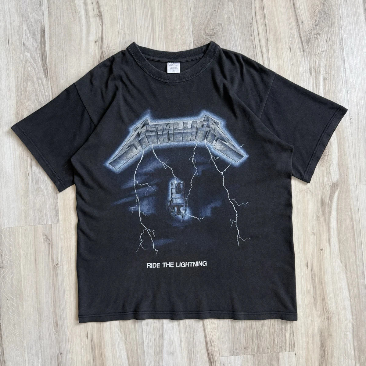 Preços baixos em Metallica Ride the Lightning em camisetas