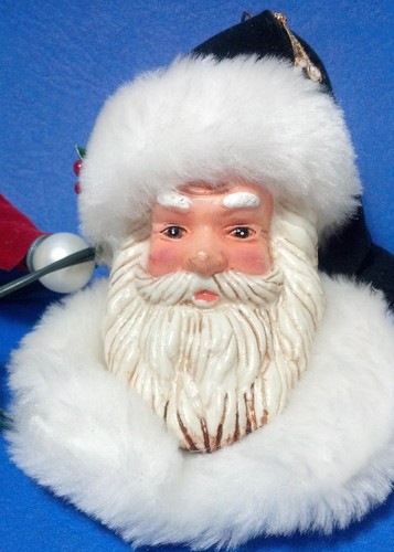 Par de adornos navideños vintage de cabezas de Santa Claus que se aligeran. - Imagen 4 de 5