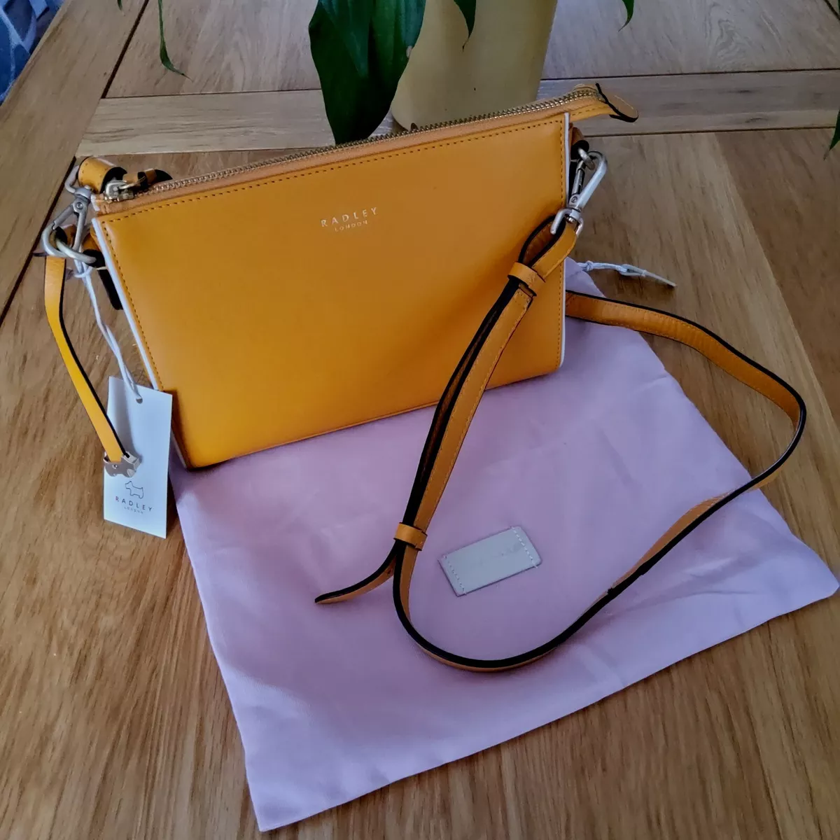 Small clearance street bags