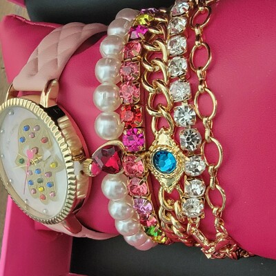 BETSEY JOHNSON *MYSTIC HAMSA EYE* WATCH W/BRACELETS BOXED  display picture 3
