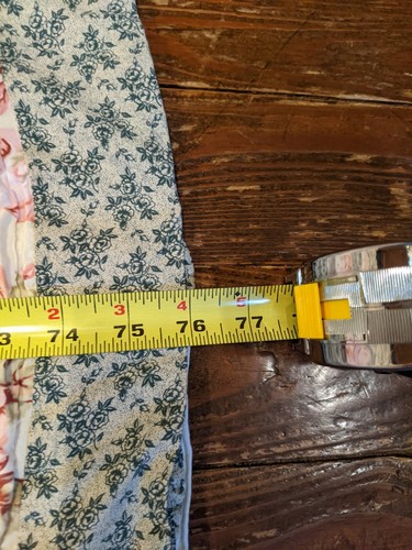 Vtg 76" x 80" PINK GREEN WHITE Pieced Cutter Quilt ROSE FLORAL twin/full quilted - Picture 10 of 12