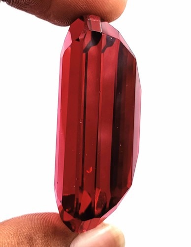 Natural Red Topaz 100Ct IGL Certified Transparent Emerald Cut Loose Gemstone DK4 - Picture 9 of 9