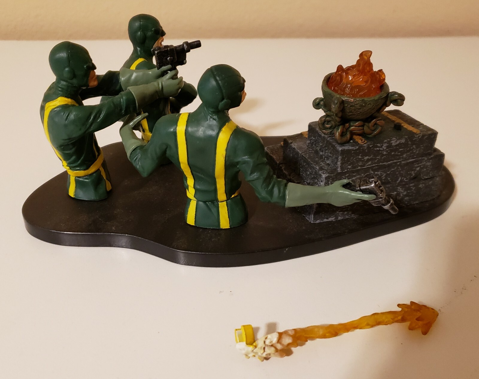 Picture 4 of 5