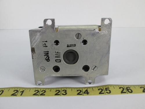 Cutler Hammer Circuit Breaker Remote Control SM601BA 115/200V 400Hz 20 Amps Z4 - Picture 8 of 8