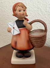 HUMMEL FIGURINE - MEDITATION  GOEBEL  #13/0  TMK 6  Artist Signed/One Owner  EUC
