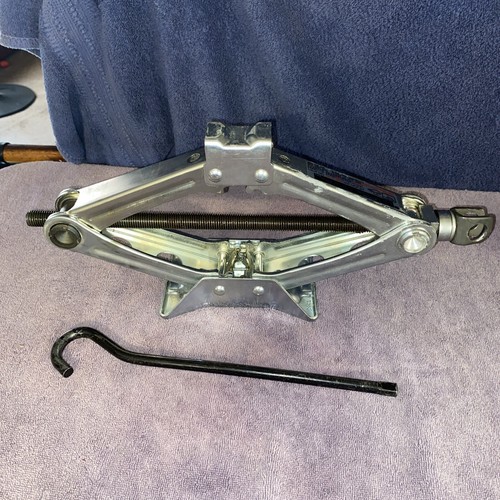2013 Honda Accord Spare Tire Jack W/Handle (No Lug Wrench)-Used - Bild 8 von 11
