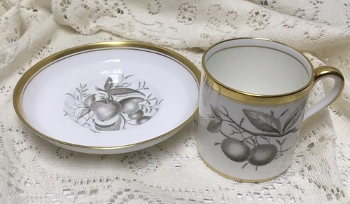 Antique Spode (Chatham Y3280) 2 1/2” Cup & Saucer ~Period 1810~ Bone China Fruit - Imagen 4 de 8