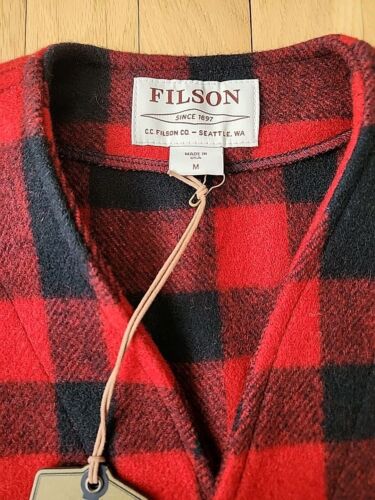 C.C. Filson Mens Vest Size Medium Red Black Plaid Mackinaw Wool Pockets USA - Picture 3 of 11