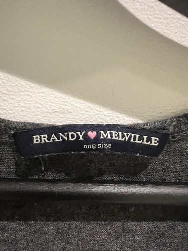 Brandy Melville graues Tanktop Einheitsgröße Seitenschlitze - Bild 3 von 4