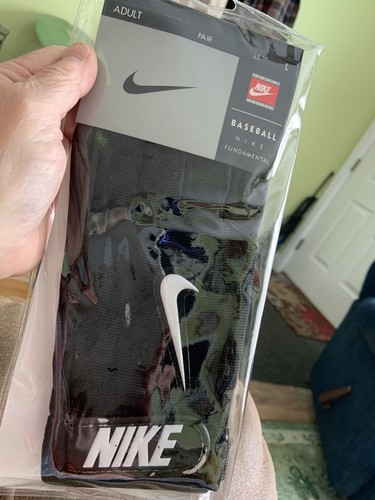 Guanti sportivi vintage NIKE fondamentali adulto L coppia neri NOS - Foto 1 di 7