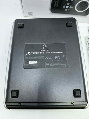 Behringer X-TOUCH One Universal Control Surface - Picture 3 of 3