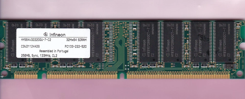 256MB PC-133 INFINEON HYS64V32220GU-7-C2 CL2 SDRAM MEMORY Stick PC133 133MHz - Image 2 of 3