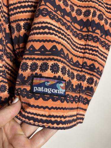Patagonia Wavefarer Board Shorts Mens Medium Orange Blue Print Swim Trunk 10" - Picture 3 of 7