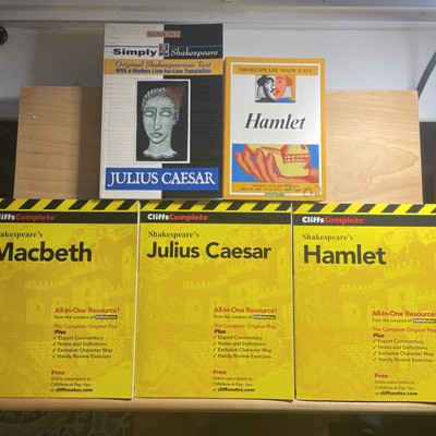 5 Book Cliffs SHAKESPEARE Lot: CliffsComplete Hamlet, Macbeth, Caesar, Barron s