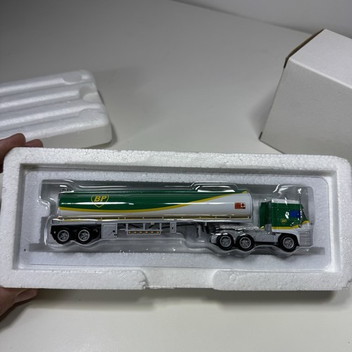 Matchbox Collectibles CCY13-M BP DAF 3300 Space Cab w/ COA NIB Die-cast Toy - Picture 18 of 19