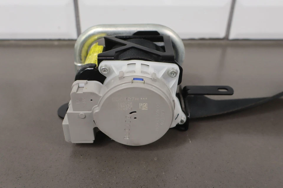 2010-2023 Lexus GX460 retrator de cinto de segurança dianteiro esquerdo driver *sem sistema pré-colisão - Imagem 4 de 4