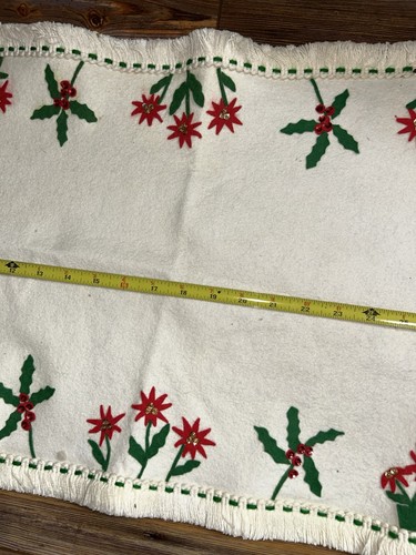 Vintage Christmas Table Runner Sequins Felt Tree Poinsettia Holly 3C - Picture 3 of 7