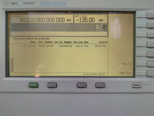 Agilent E8257D PSG 250KHz to 40GHz Microwave Signal Generator w/ 1E1 , 540, UNT - Picture 6 of 12