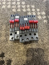 Lot Of (5) UBI VPKUBIZ2020 20A Single Pole Twin Circuit Breakers - Gray