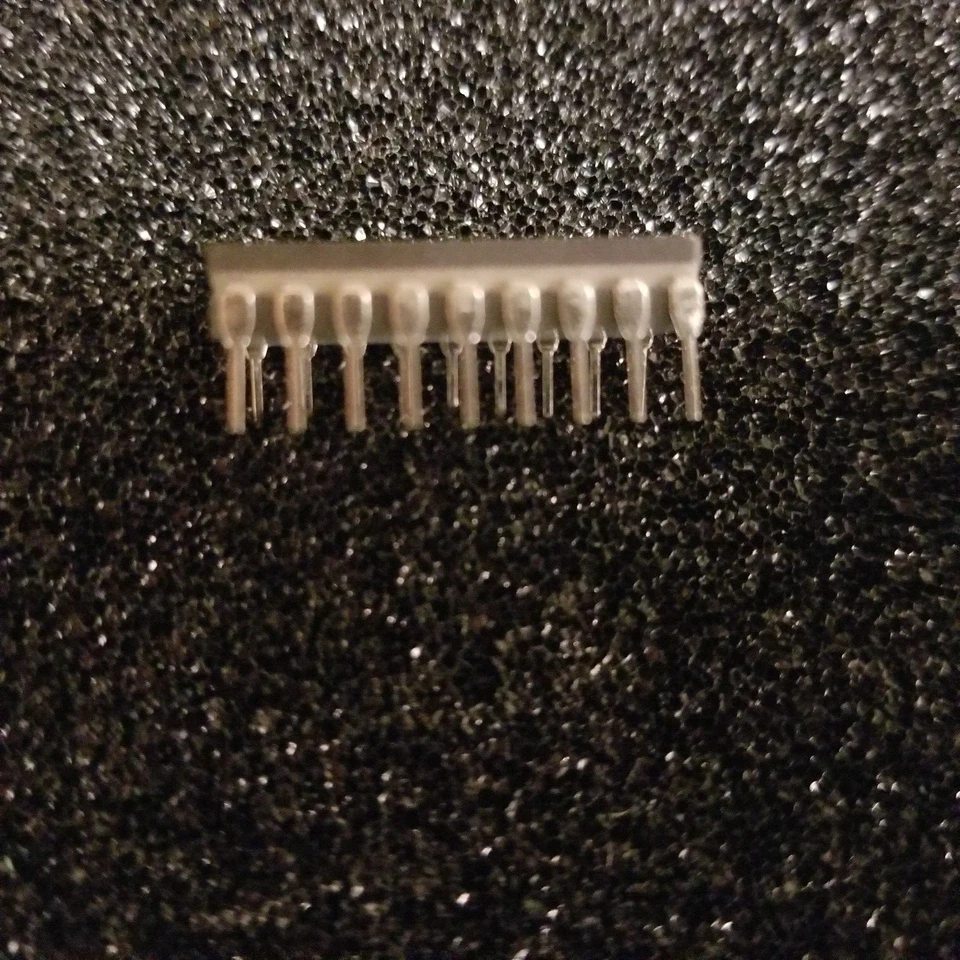 Intel D8008 Microprocessor - NOS - Rare, USA SHIP,  Tested WORKING, USA Stock - Image 3 of 4