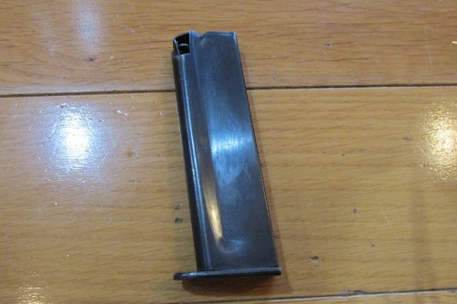 Original Llama XV Especial .22 Pistol Magazine! MINT & COOL! Ready To Deploy! - Picture 2 of 4