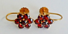 FINE PAIR OF VINTAGE HALLMARKED 9ct GOLD GARNET CLUSTER SCREW BACK EARRINGS