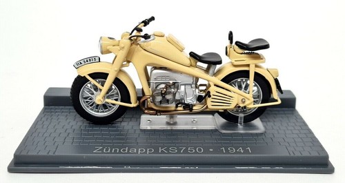 Ixo 1/24 Scale appx 8cms Zundapp KS 750 1941 + Plinth Model Motorbike - Picture 4 of 7