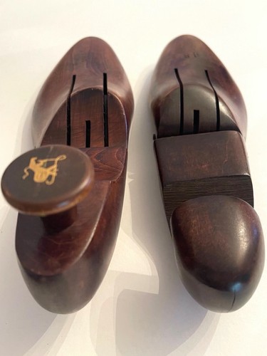 Two Unusual Vintage Natural Wood Shoe Tree Stretcher, Shaper # 8D - Picture 4 of 8