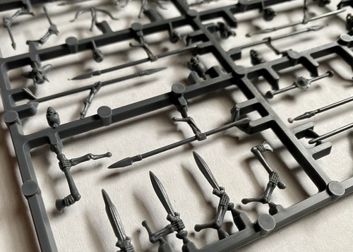Oathmark Skeleton Infantry 28mm New • 1 Sprue • 5 Minis • Osprey Northstar - Picture 8 of 9