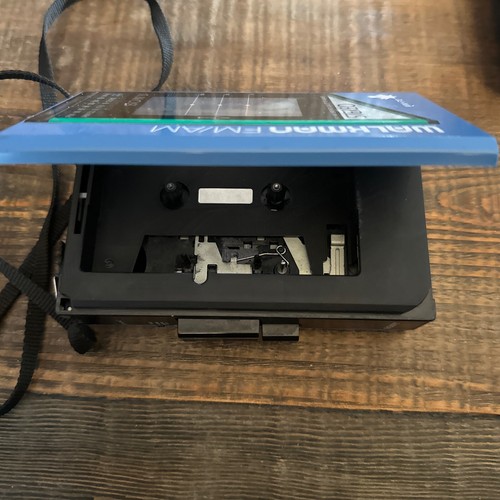 Sony Walkman WM-F12 AM/FM Cassette Player Tested/Works. Rare Color, From Canada - Picture 14 of 18